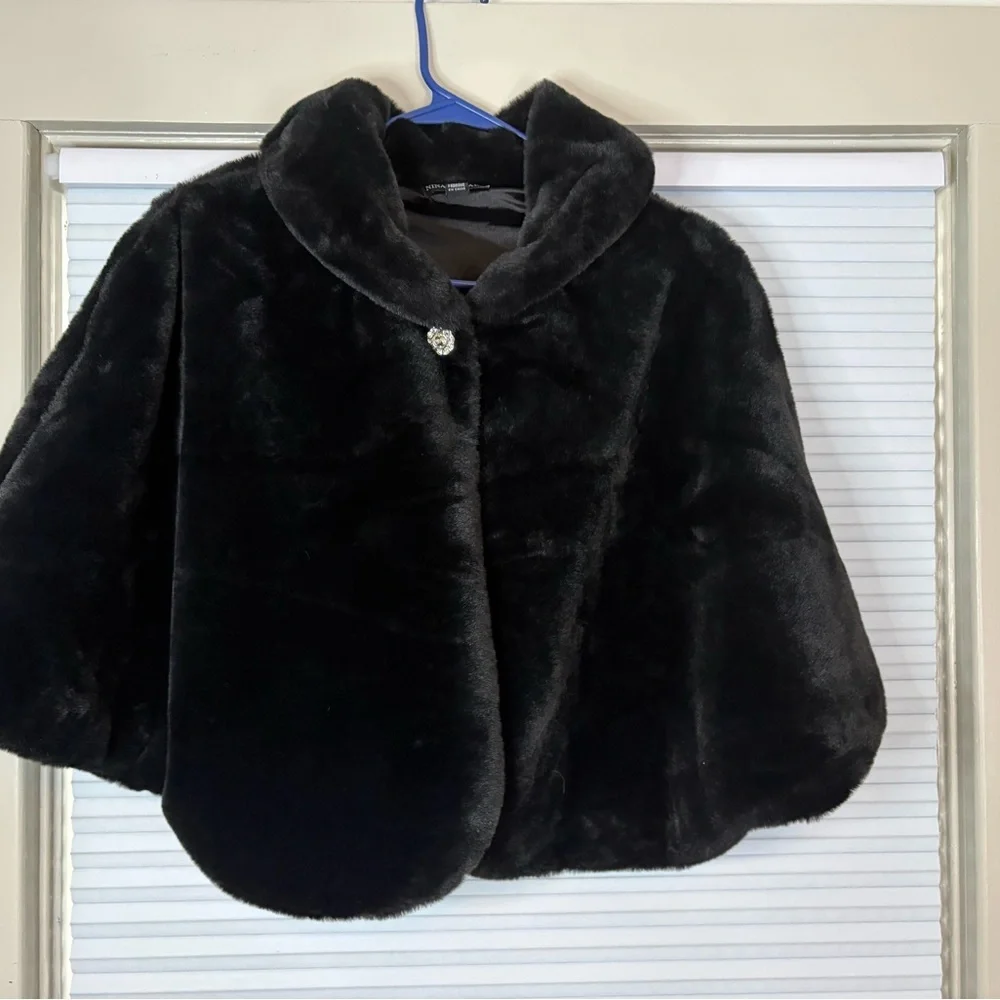 Luxe Faux Fur Hat & Cape Set